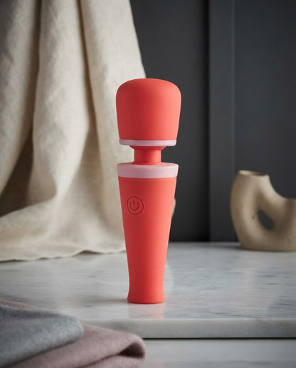 Dreamtoys Love Signal in the Pocket Wand
